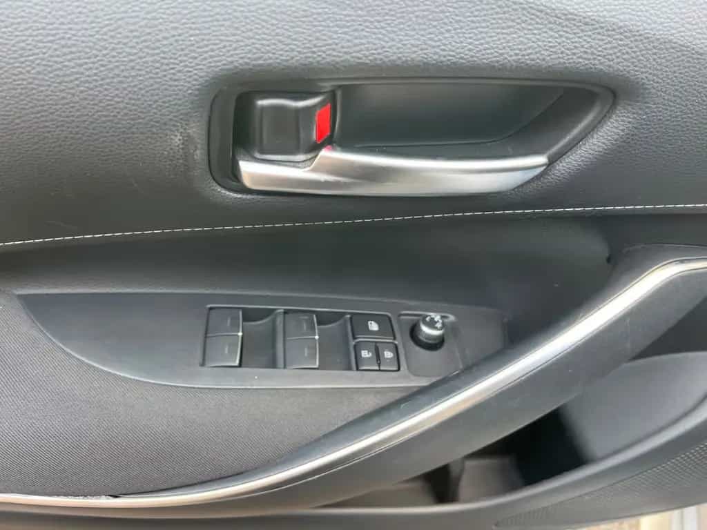 Toyota Corolla TouringSports 1Hand AHK LED Relax Garant 06/2019-photo-16