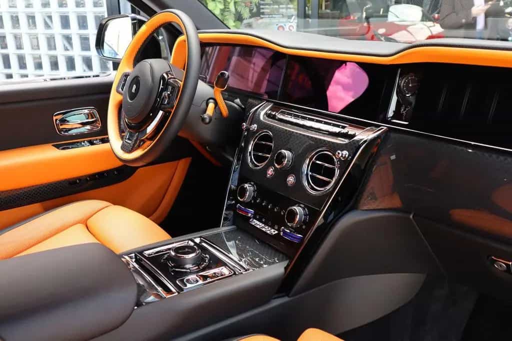 Rolls-Royce Cullinan BLACK BADGE 6.75 V12 | Series II, Starl 10/2025-photo-13