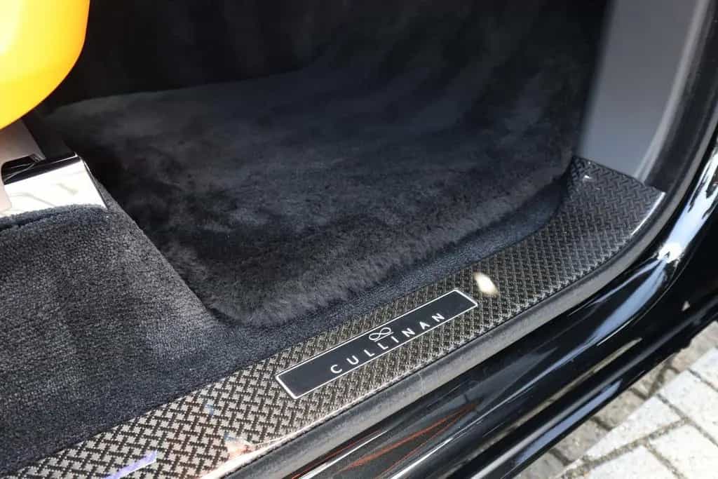 Rolls-Royce Cullinan BLACK BADGE 6.75 V12 | Series II, Starl 10/2025-photo-15
