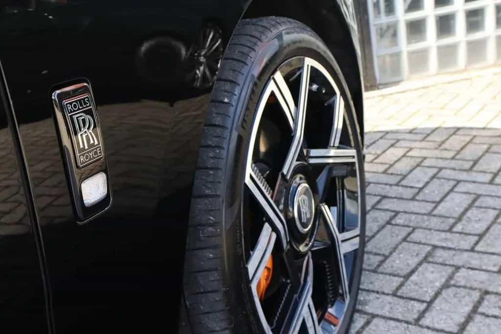 Rolls-Royce Cullinan BLACK BADGE 6.75 V12 | Series II, Starl 10/2025-photo-8