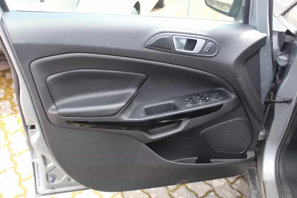 Ford EcoSport Titanium 09/2020-photo-5