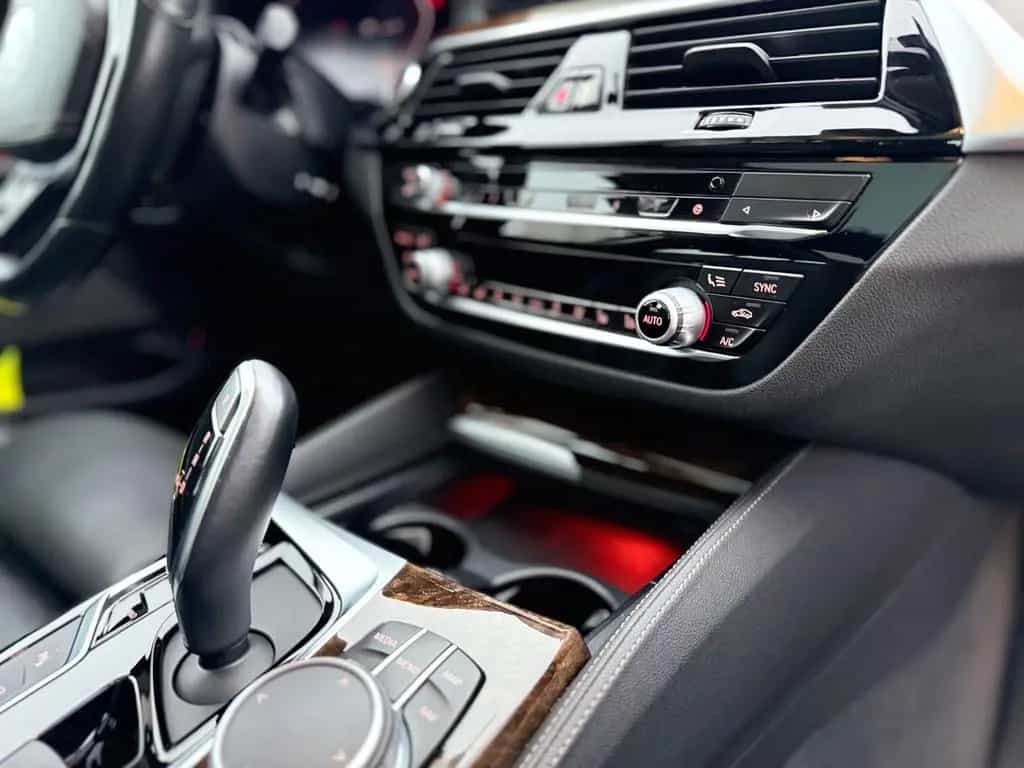 BMW 5 Series 520d Touring Luxury Line 01/2020-photo-10