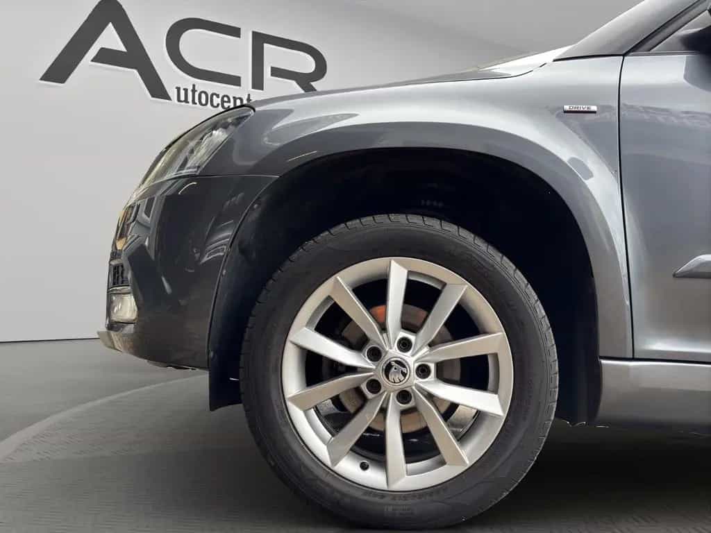 Skoda Yeti Drive *I.HAND*SERVO*CARPLAY*KAMERA* 09/2017-photo-25