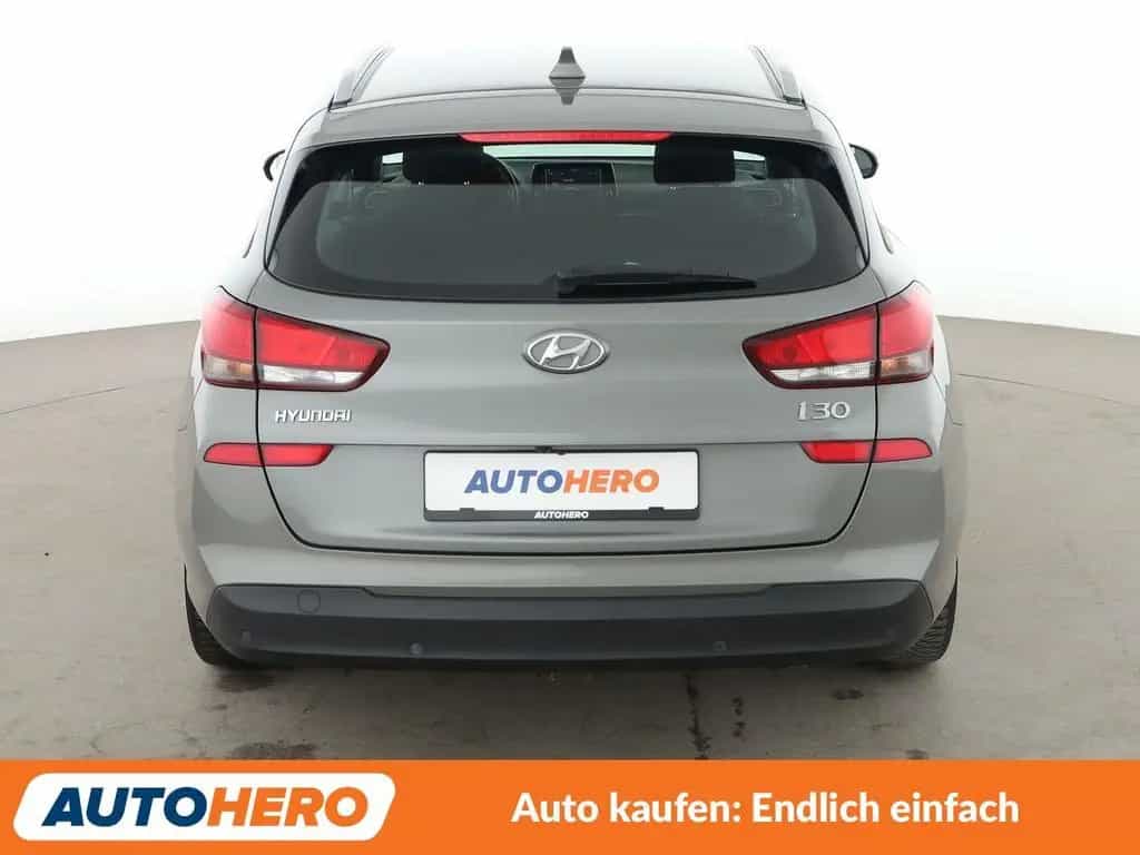 Hyundai i30 1.4 TGDI Style Aut.*TEMPO*CAM*PDC*SHZ* 02/2020-photo-4