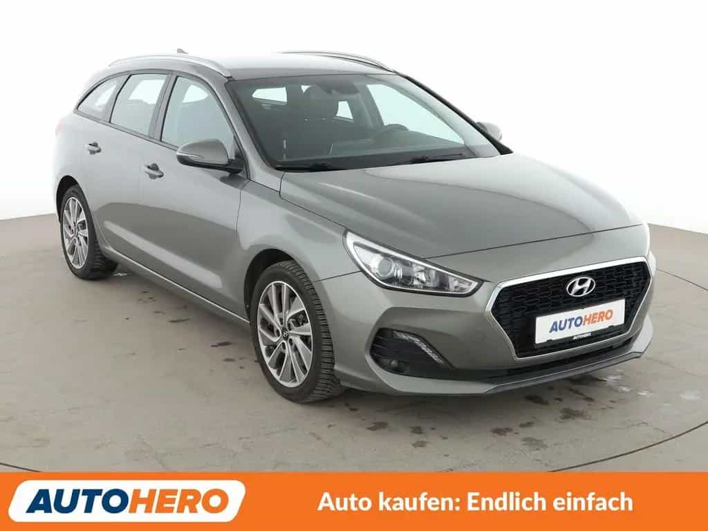 Hyundai i30 1.4 TGDI Style Aut.*TEMPO*CAM*PDC*SHZ* 02/2020-photo-7