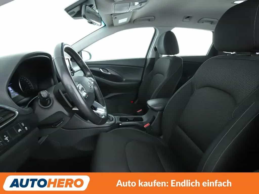 Hyundai i30 1.4 TGDI Style Aut.*TEMPO*CAM*PDC*SHZ* 02/2020-photo-9