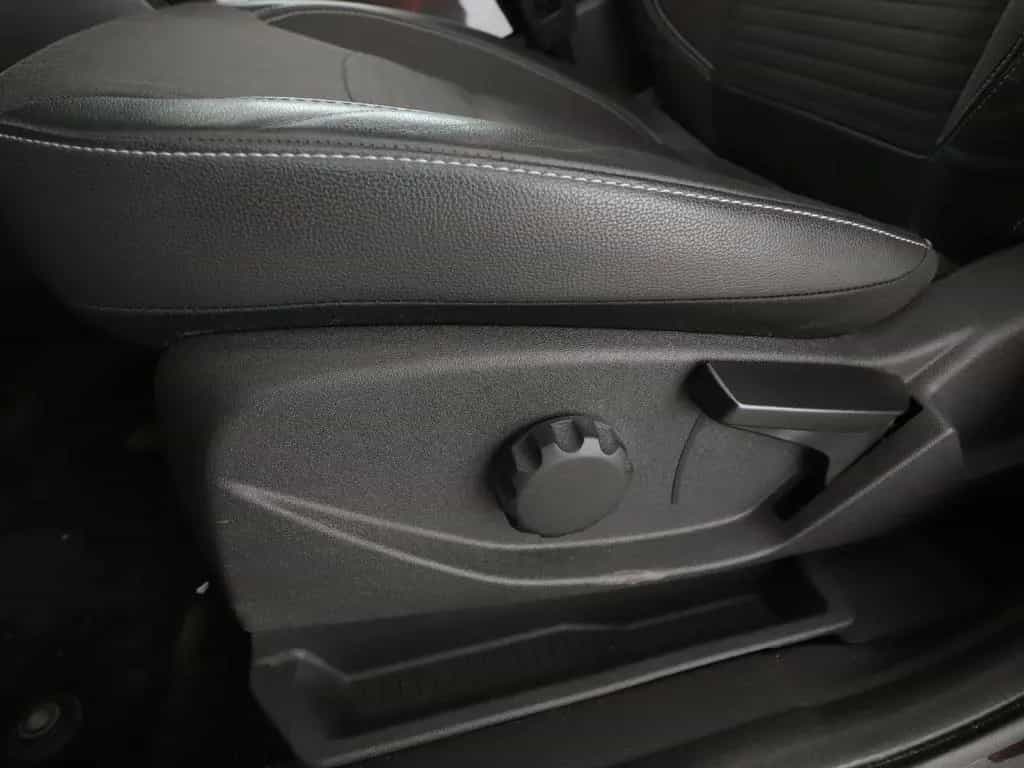 Ford Kuga 1.5 EcoBoost Titanium*LED*NAVI*TEMPO*CAM* 11/2019-photo-28