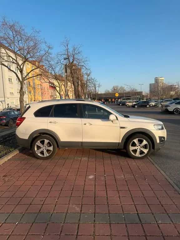 Chevrolet Captiva 2.2 D 10/2013-photo-2