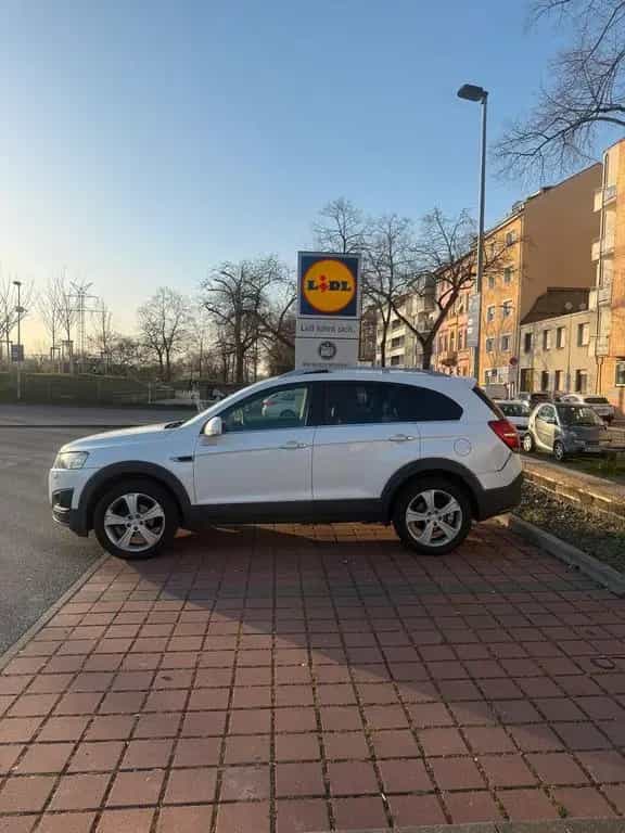 Chevrolet Captiva 2.2 D 10/2013-photo-3