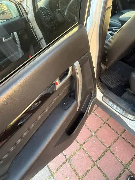 Chevrolet Captiva 2.2 D 10/2013-photo-9