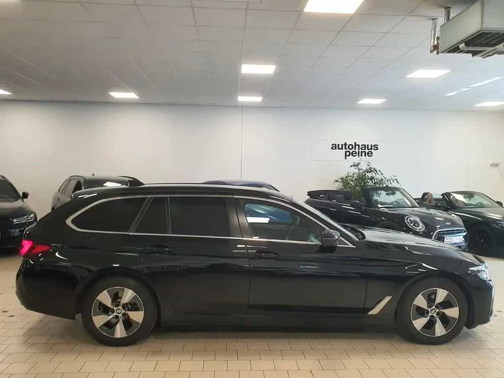 BMW 5 Series 520d xDrive Aut/Navi/SportSitz/ParkAss/KeyLessGo 02/2023-photo-10