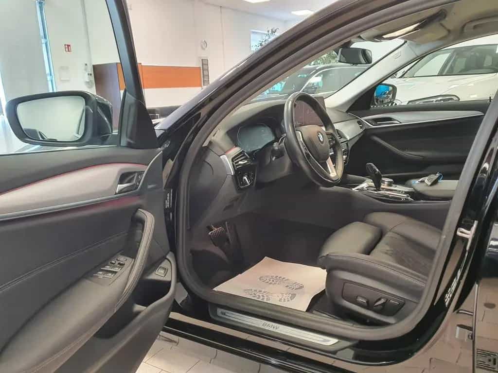 BMW 5 Series 520d xDrive Aut/Navi/SportSitz/ParkAss/KeyLessGo 02/2023-photo-12