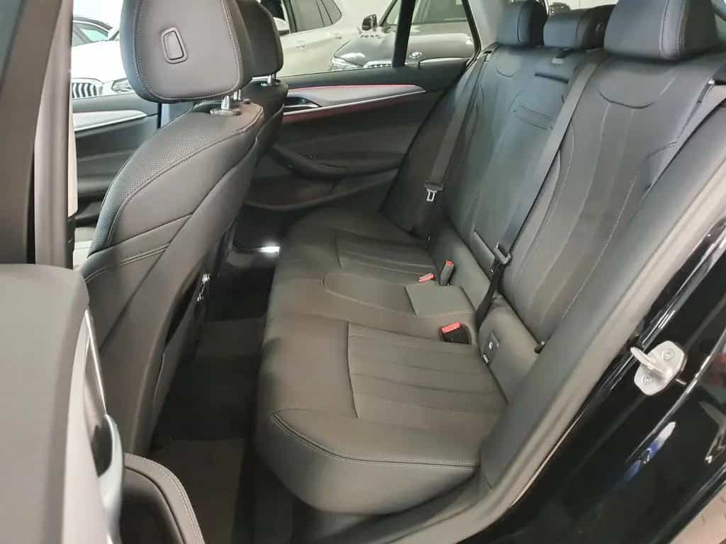BMW 5 Series 520d xDrive Aut/Navi/SportSitz/ParkAss/KeyLessGo 02/2023-photo-22