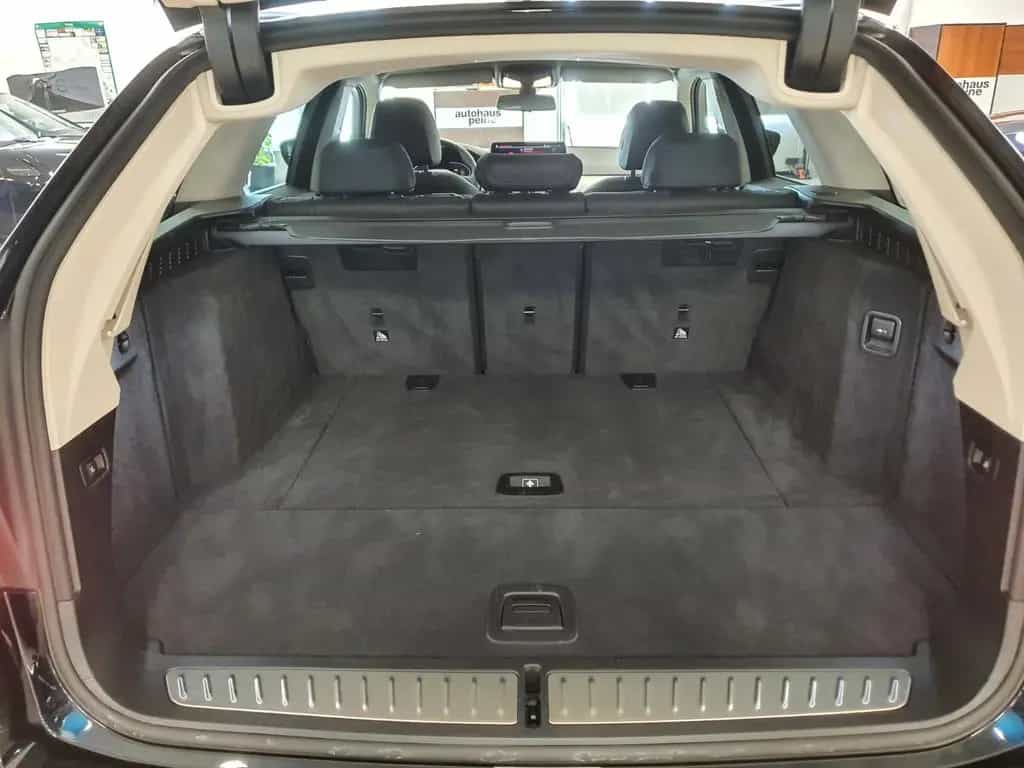 BMW 5 Series 520d xDrive Aut/Navi/SportSitz/ParkAss/KeyLessGo 02/2023-photo-25