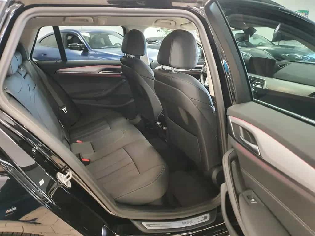 BMW 5 Series 520d xDrive Aut/Navi/SportSitz/ParkAss/KeyLessGo 02/2023-photo-26