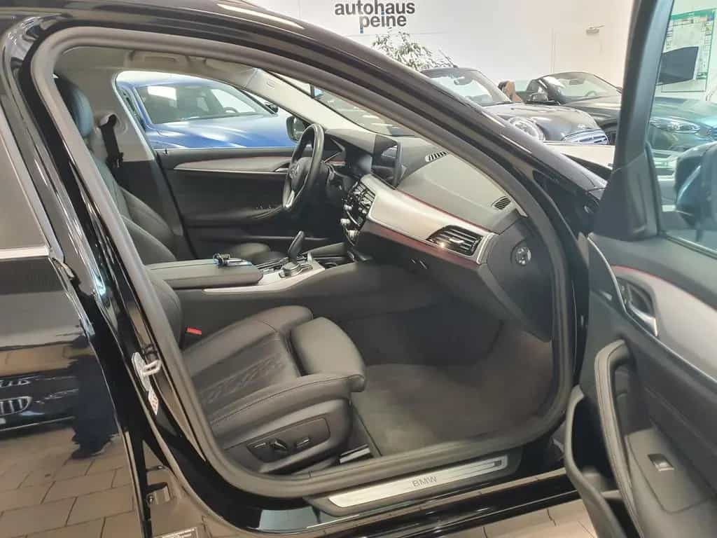 BMW 5 Series 520d xDrive Aut/Navi/SportSitz/ParkAss/KeyLessGo 02/2023-photo-29