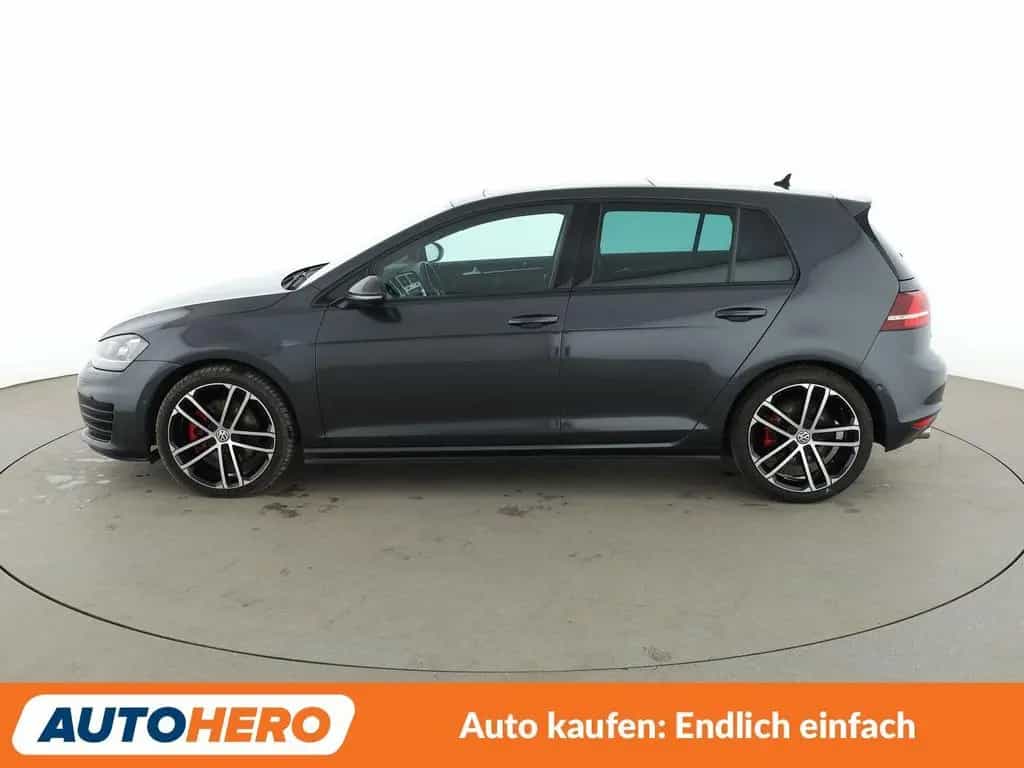 Volkswagen Golf 06/2016-photo-2