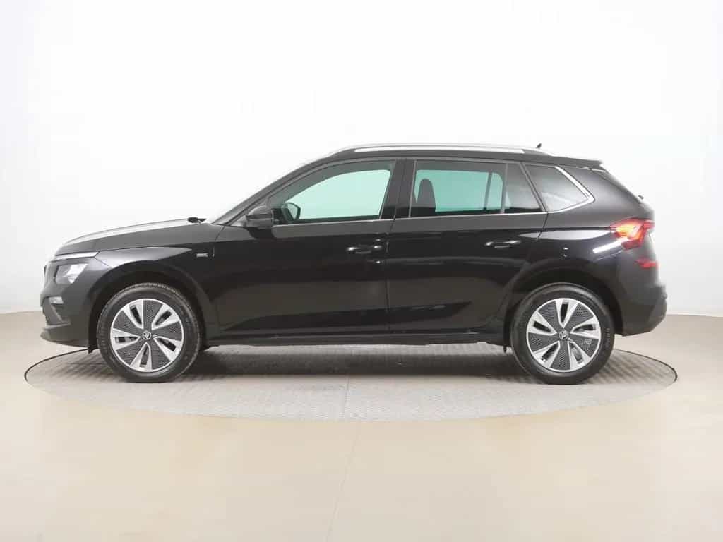 Skoda Kamiq Drive Sitz+Lenrad+Frontscheibenhzg. 01/2025-photo-1