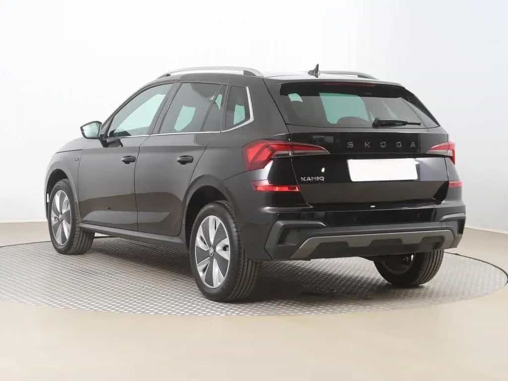 Skoda Kamiq Drive Sitz+Lenrad+Frontscheibenhzg. 01/2025-photo-2