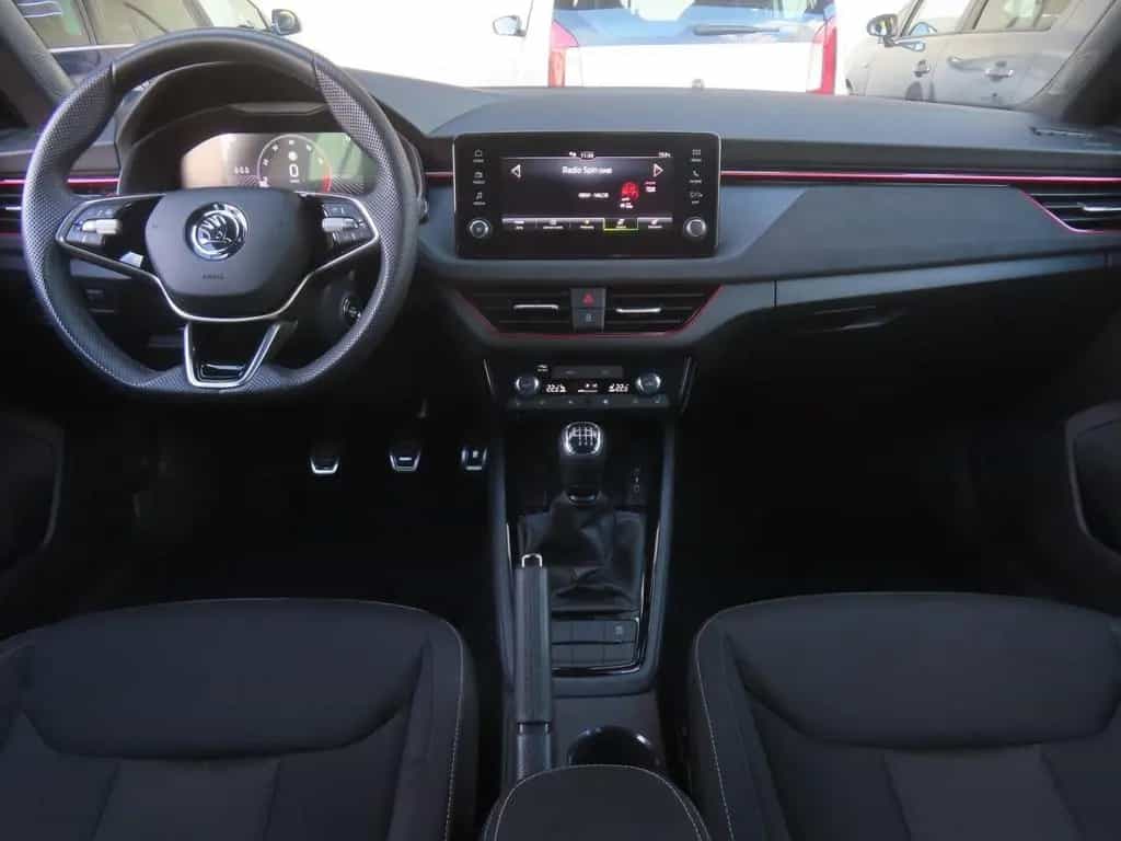 Skoda Kamiq Drive Sitz+Lenrad+Frontscheibenhzg. 01/2025-photo-4
