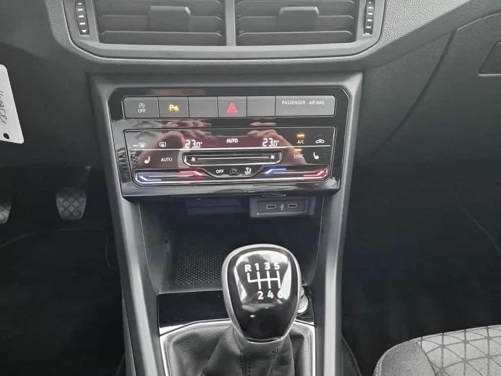 Volkswagen T-Cross Life 1.0TSI +CLIMATRONIC+PDC+APP-CONN+ 03/2022-photo-12