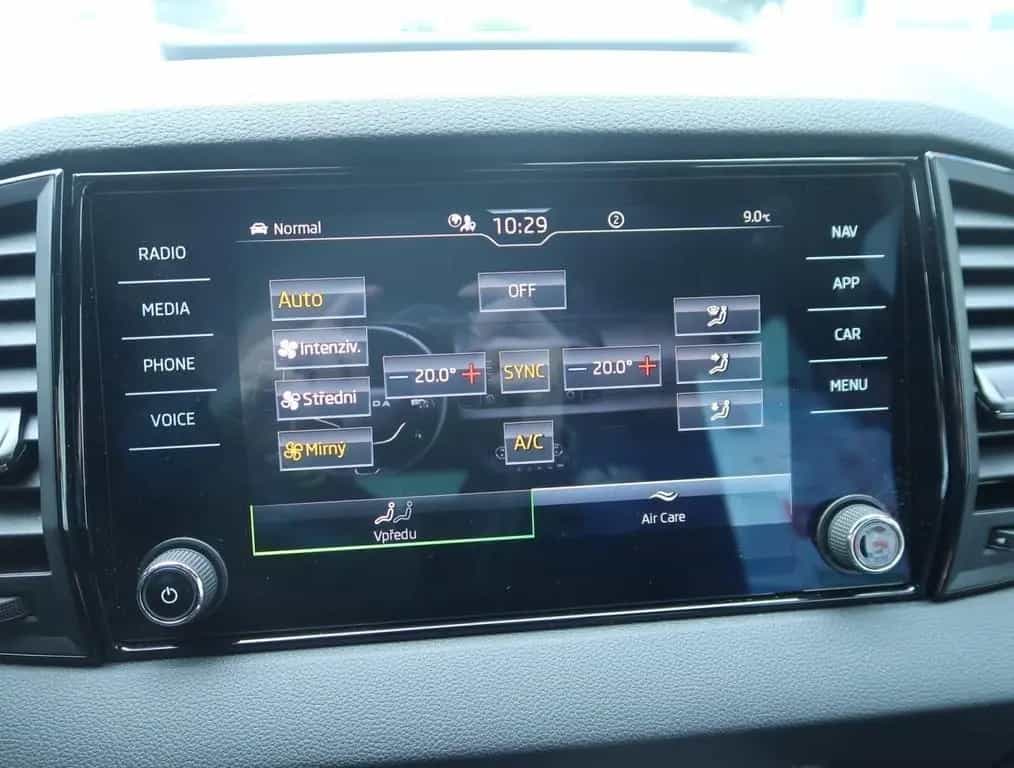 Skoda Karoq 1.5TSI Sportline ACC+19erLM+el.Kappe 05/2025-photo-13