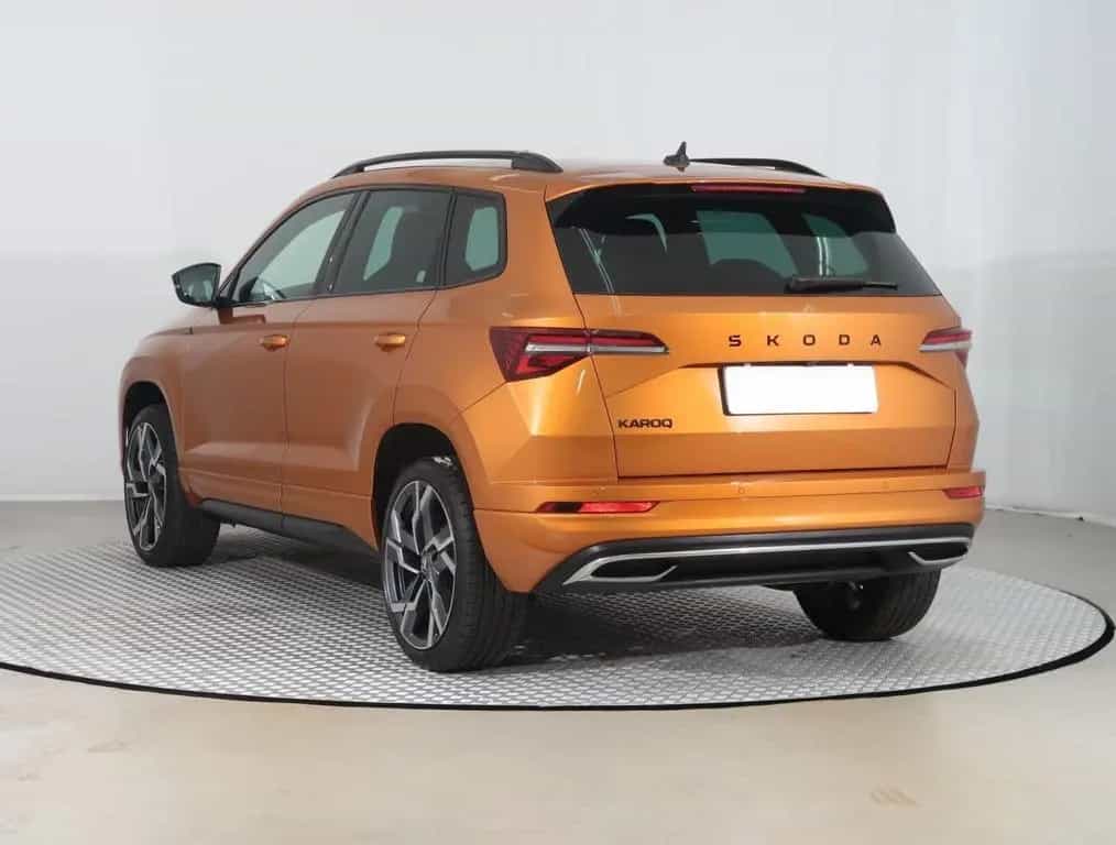 Skoda Karoq 1.5TSI Sportline ACC+19erLM+el.Kappe 05/2025-photo-2