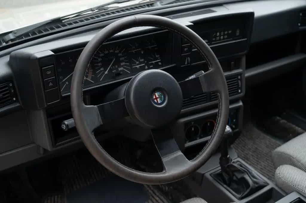 Alfa Romeo 75 Alfa 75 1.8 Turbo Zender 03/1988-photo-26