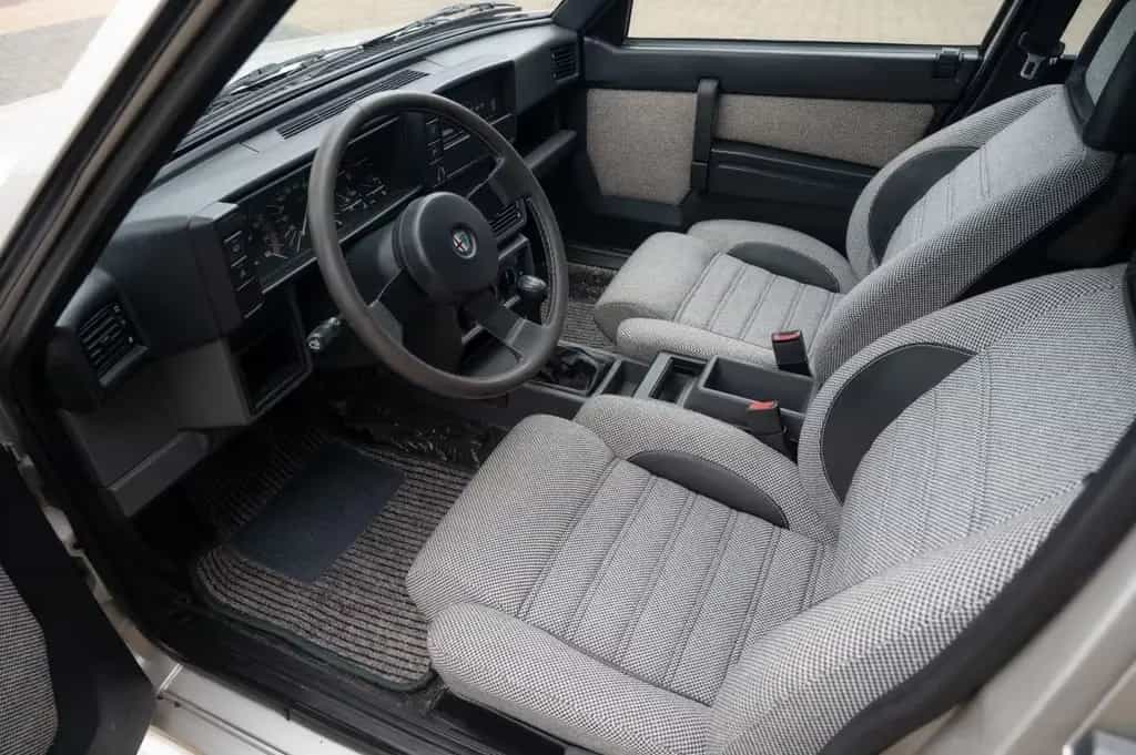 Alfa Romeo 75 Alfa 75 1.8 Turbo Zender 03/1988-photo-7