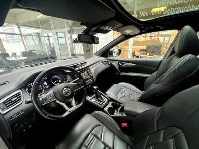 Nissan Qashqai Tekna+Autom,Navi,Pano,AHK,LED,Leder,Bose 03/2019-photo-10