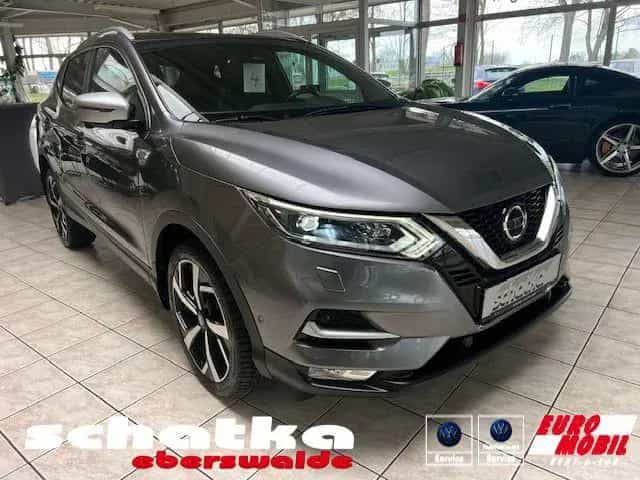 Nissan Qashqai Tekna+Autom,Navi,Pano,AHK,LED,Leder,Bose 03/2019-photo-2