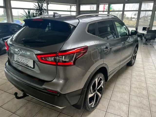 Nissan Qashqai Tekna+Autom,Navi,Pano,AHK,LED,Leder,Bose 03/2019-photo-6