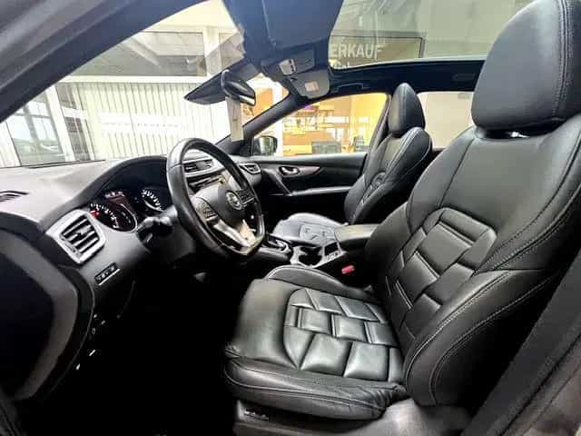 Nissan Qashqai Tekna+Autom,Navi,Pano,AHK,LED,Leder,Bose 03/2019-photo-9