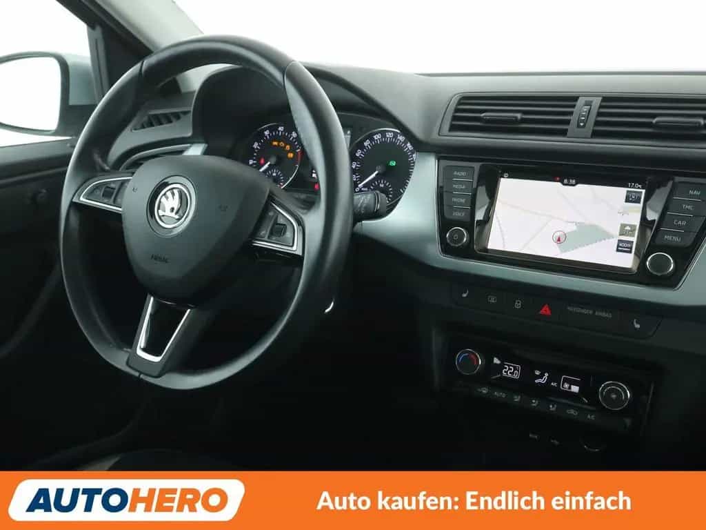 Skoda Fabia 1.0 TSI Ambition Aut.*NAV*ACC*CAM*PDC*SHZ* 08/2017-photo-11