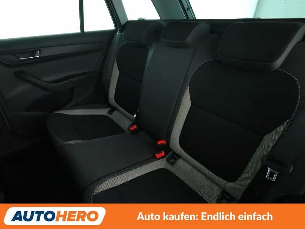 Skoda Fabia 1.0 TSI Ambition Aut.*NAV*ACC*CAM*PDC*SHZ* 08/2017-photo-12