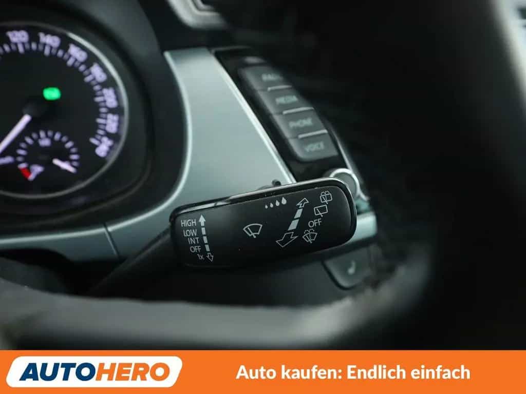 Skoda Fabia 1.0 TSI Ambition Aut.*NAV*ACC*CAM*PDC*SHZ* 08/2017-photo-25
