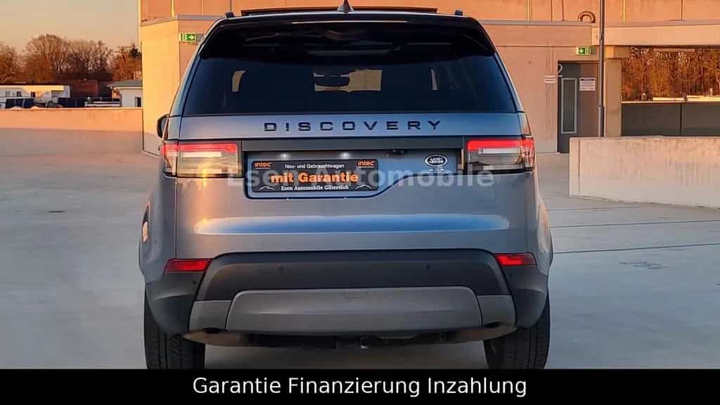 Land Rover Discovery 5 SE SDV6 *7 Sitzer* AHK* Panoramadach 07/2019-photo-32