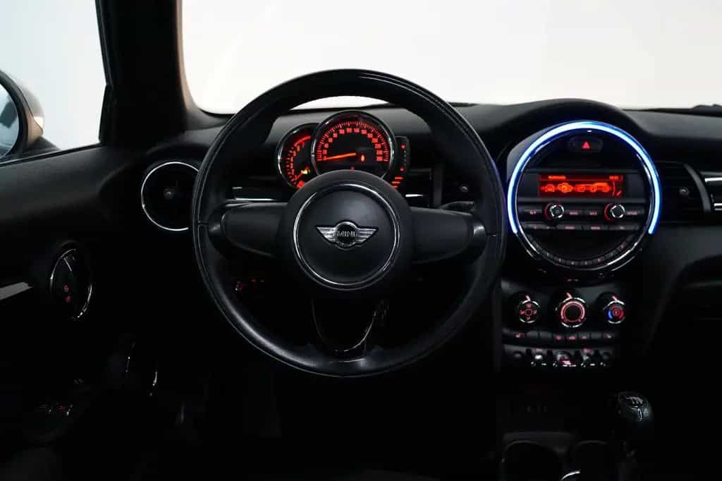 MINI Cooper S Panorama-Schiebedach PDC SHZ 03/2017-photo-18