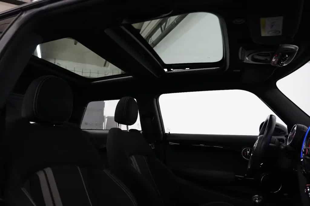 MINI Cooper S Panorama-Schiebedach PDC SHZ 03/2017-photo-23