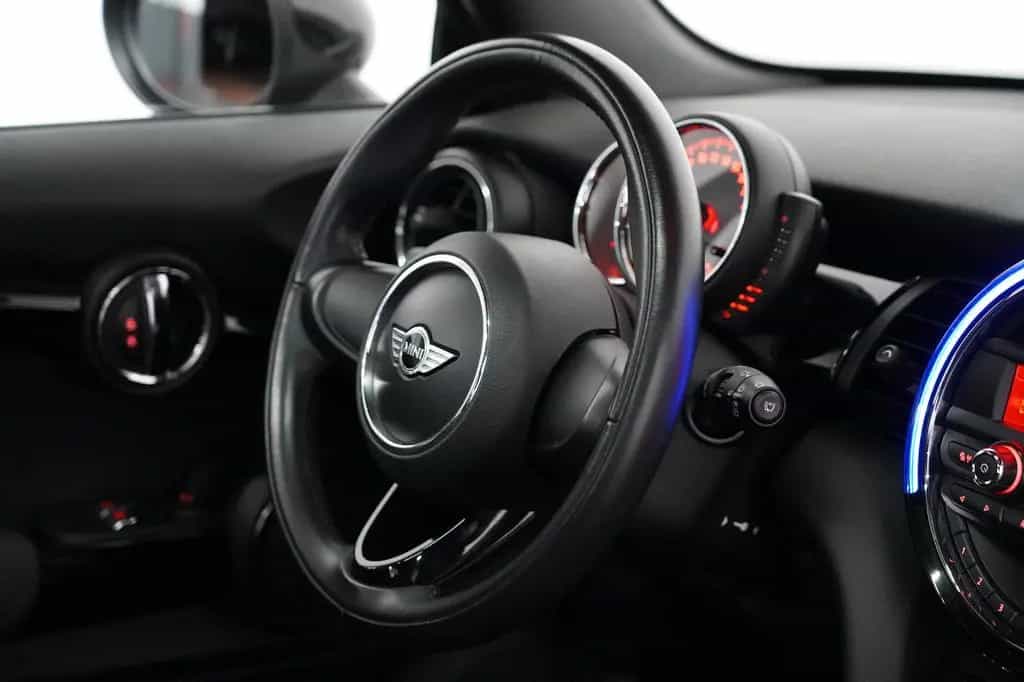 MINI Cooper S Panorama-Schiebedach PDC SHZ 03/2017-photo-31