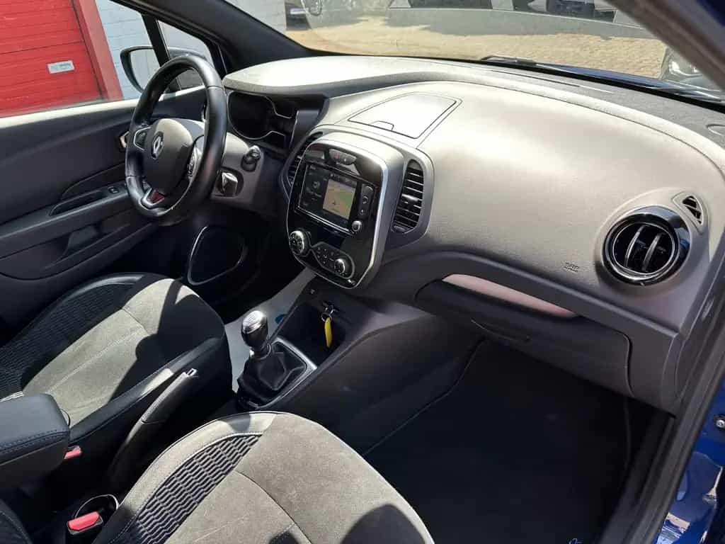 Renault Captur Black S/NAVI/SHZ/ALCANTARA/TEMP/PDC/1HD 05/2018-photo-12