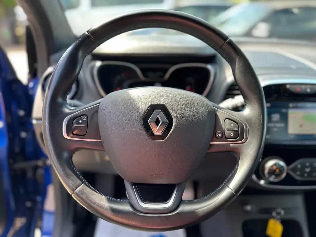 Renault Captur Black S/NAVI/SHZ/ALCANTARA/TEMP/PDC/1HD 05/2018-photo-15