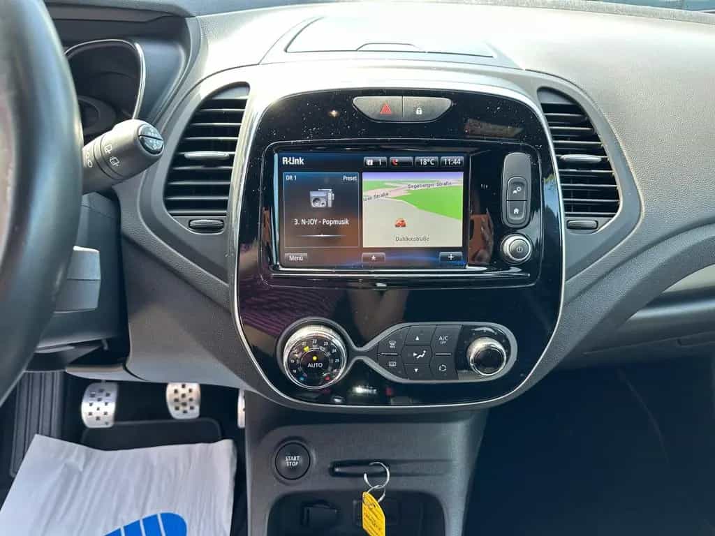 Renault Captur Black S/NAVI/SHZ/ALCANTARA/TEMP/PDC/1HD 05/2018-photo-18