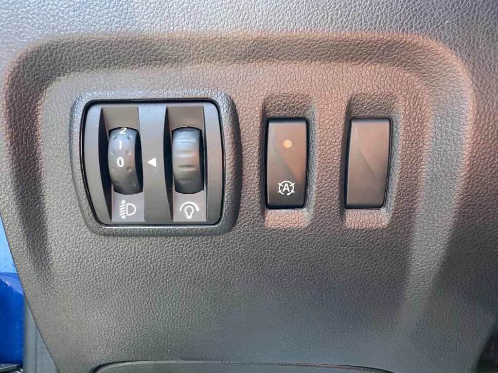 Renault Captur Black S/NAVI/SHZ/ALCANTARA/TEMP/PDC/1HD 05/2018-photo-25