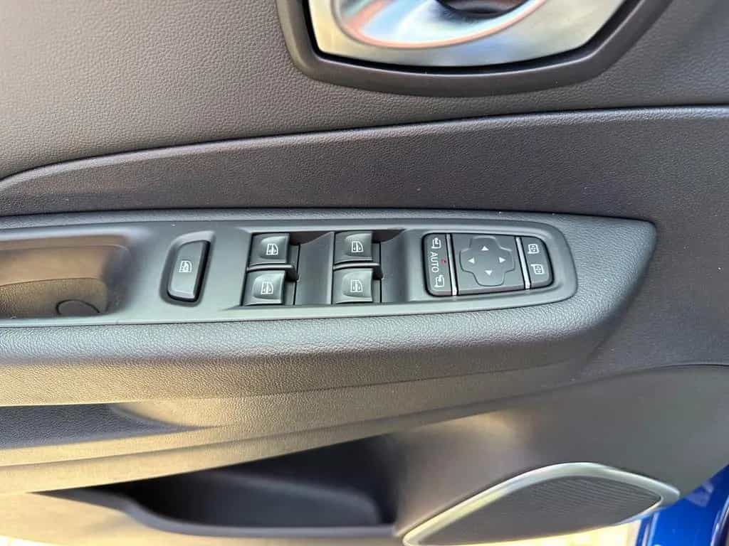 Renault Captur Black S/NAVI/SHZ/ALCANTARA/TEMP/PDC/1HD 05/2018-photo-27