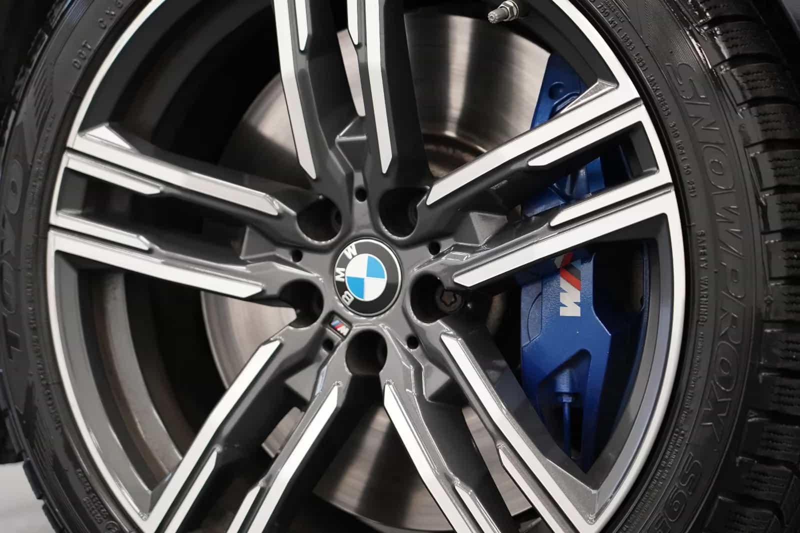 BMW M850 06/2021-photo-34