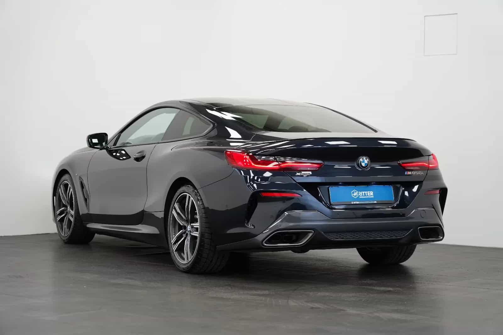 BMW M850 06/2021-photo-5