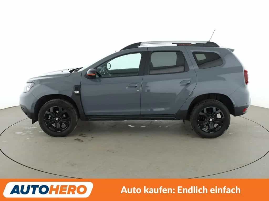 Dacia Duster 1.3 TCe Extreme Aut.*NAVI*TEMPO*PDC*SHZ* 11/2022-photo-2