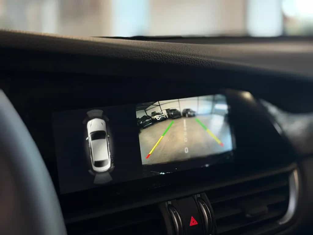 Alfa Romeo Giulia Super BIXEN+PANO+ACC+CARPLAY+MEMORY+SPUR. 10/2019-photo-8