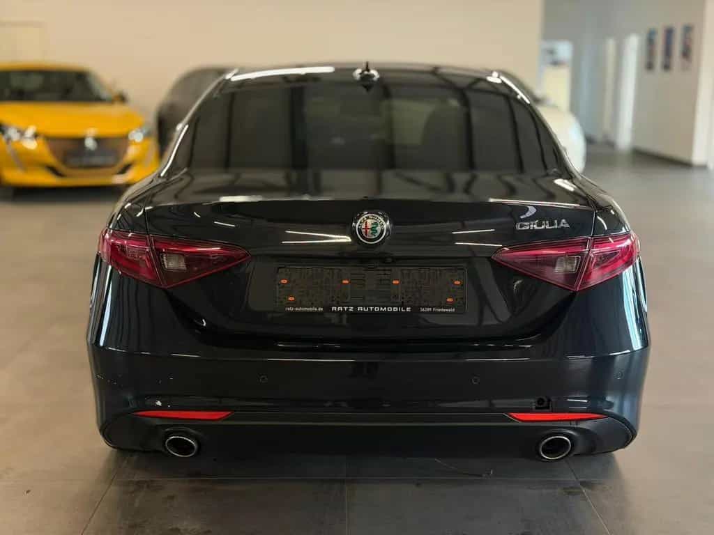 Alfa Romeo Giulia Super BIXEN+PANO+ACC+CARPLAY+MEMORY+SPUR. 10/2019-photo-1